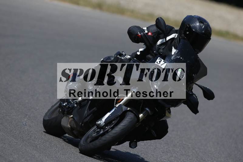 Archiv-2023/28 05.06.2023 Moto Club Anneau du Rhin/blanc-novice/37
